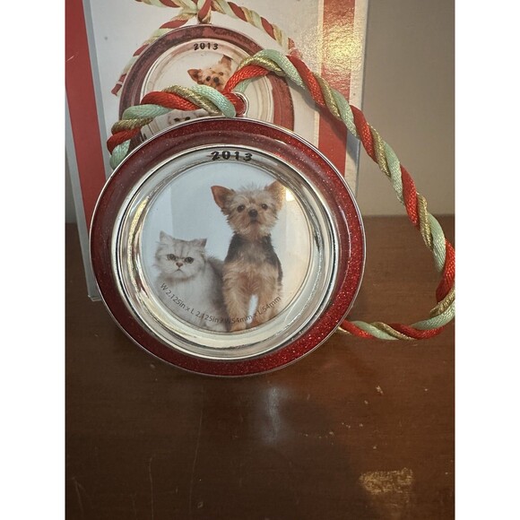 American Greetings A Pet is Love Paws-itively Lovable Christmas Ornament 2013 - Picture 1 of 9